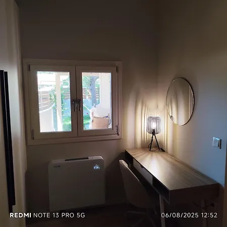 Dimitris's & Evangelia's Loft Homes With Garden, Near Airport & Town *