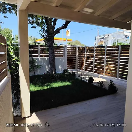 Lejlighed Dimitris's & Evangelia's Loft Homes With Garden, Near Airport & Town *
