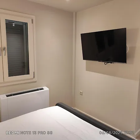 Dimitris's & Evangelia's Loft Homes With Garden, Near Airport & Town Corfu (city)